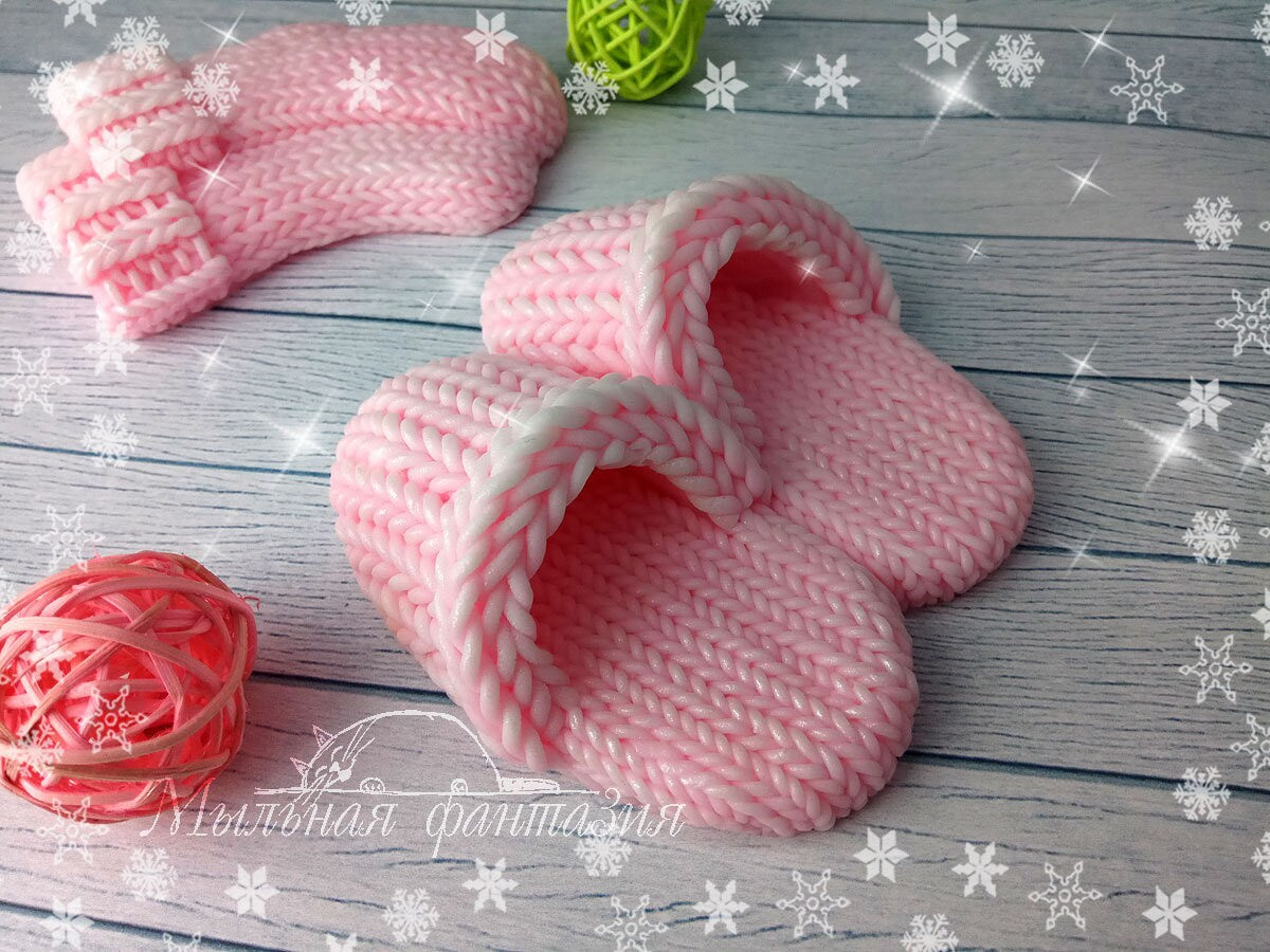Knitted slippers silicone mold for soap making