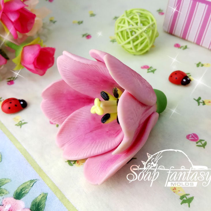 Apeldoorn tulip silicone mold (mould) for soap making and candle making