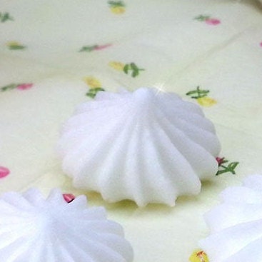 Meringue silicone mold for soap making