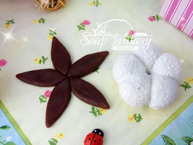Cotton boll silicone mold for soap making