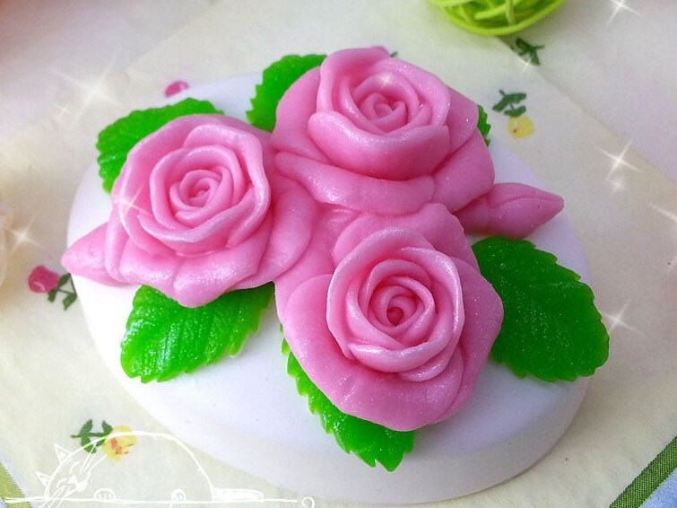 Roses on the oval silicone mold for soap making