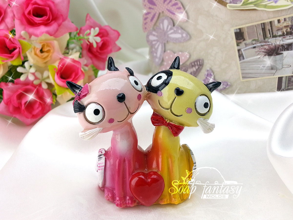 Two kindly cats silicone mold for soap making