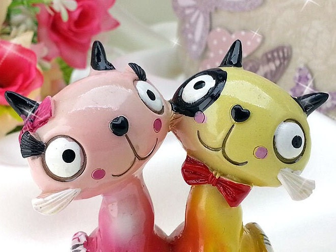 Two kindly cats Custom Silicone Mold
Realistic 3D Flower Soap Molds for soap making, Candle Molds for candle making and Resin Molds for Resin Art.