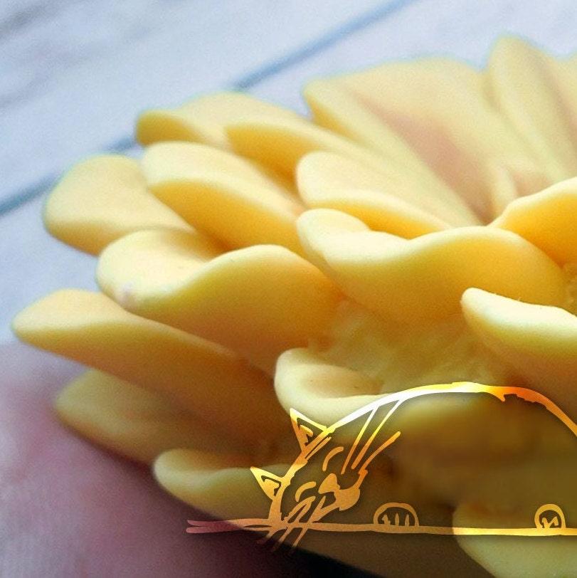 Zinnia flower silicone mold for soap making
