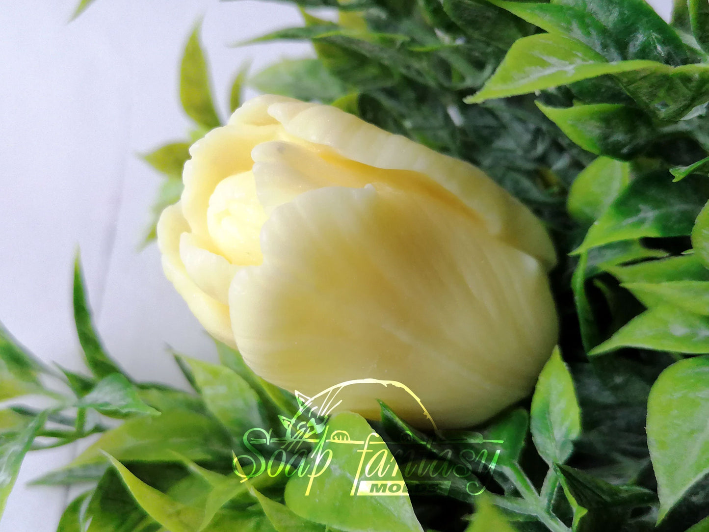 Tulip "Sweetheart" half opened silicone mold for soap making