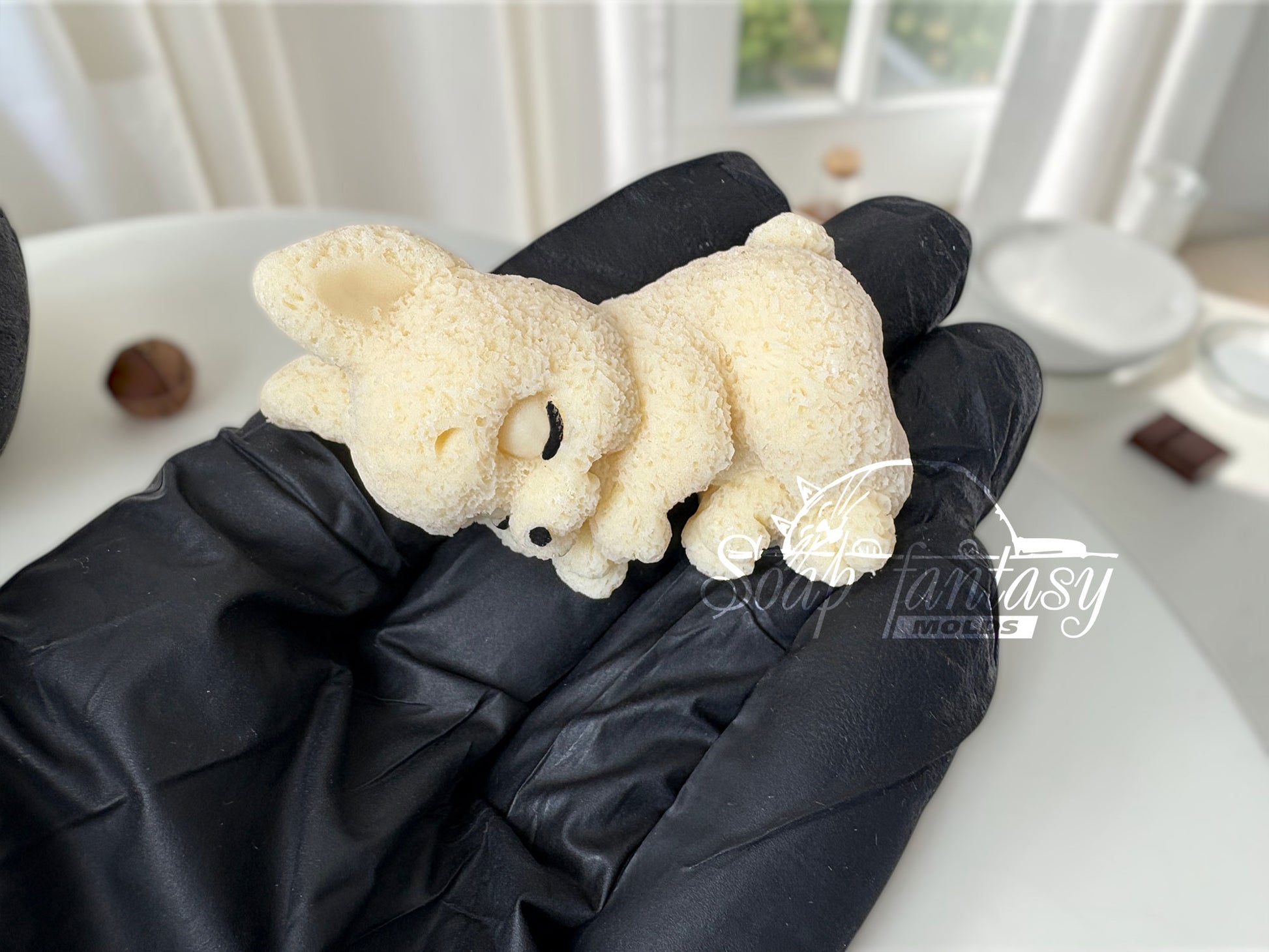 Mini Easter Bunny Chocolate Mold – 3D Silicone Rabbit for Candy & Fondant, Small Dessert Mold