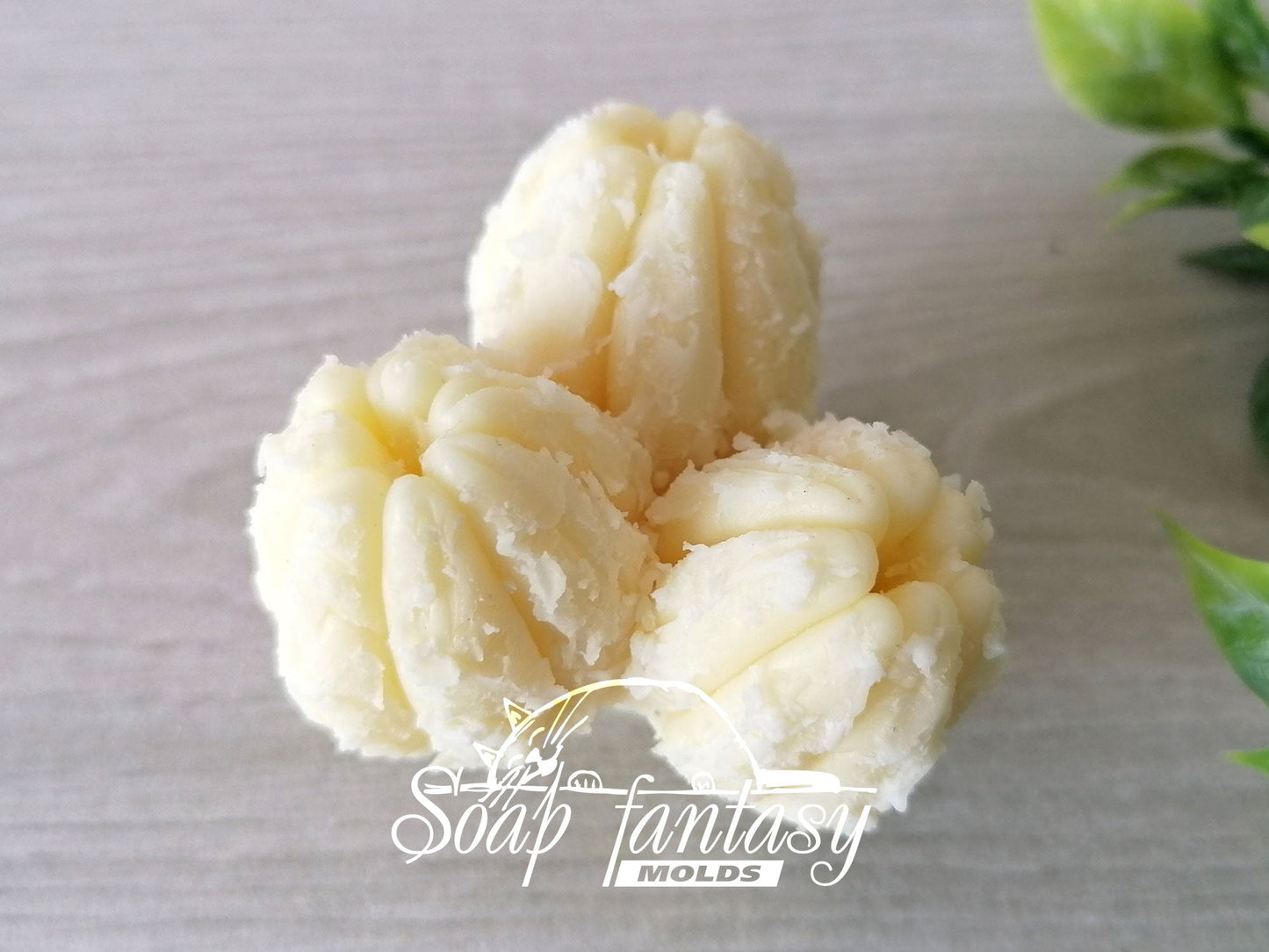 GARAGE SALE >> Triplet lemons silicone mold for soap making