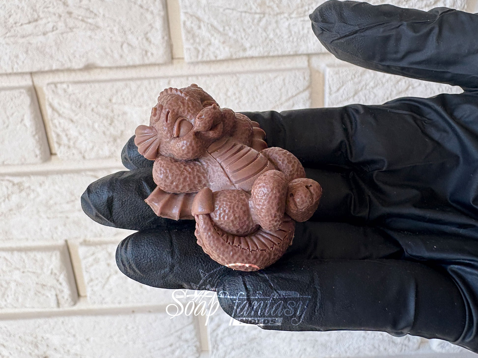 Dragon Silicone Mold – 3D Dragon Mold for Chocolate, Fondant, Marshmallow –&nbsp;Little Azur Dragon is Resting - Small Dessert Mold