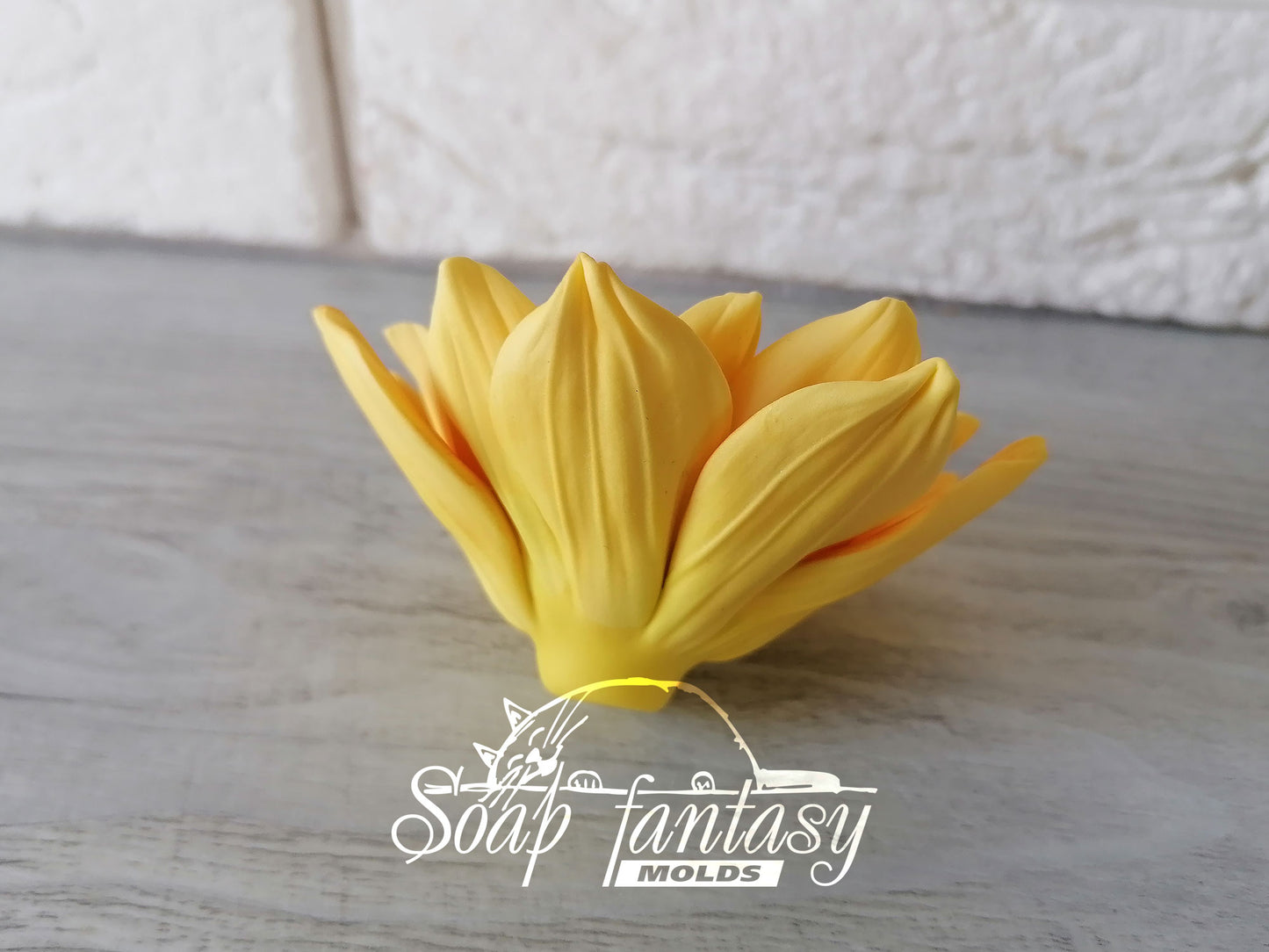 Sunny sunflower silicone mold for soap making