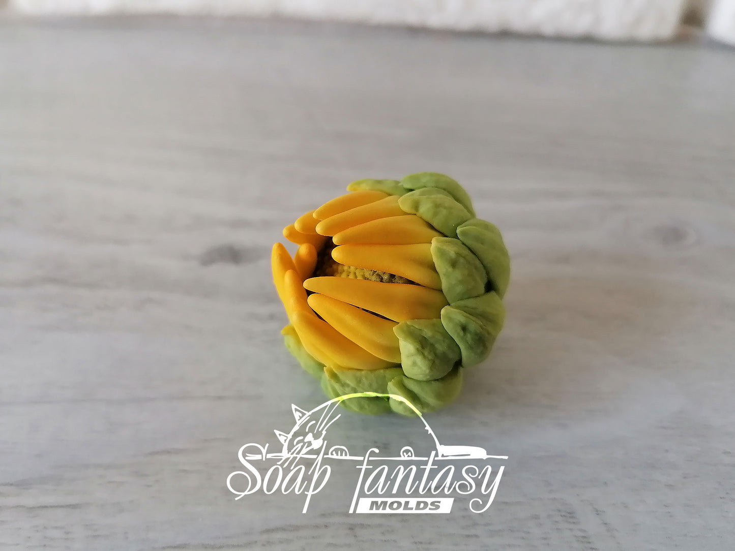 Sunny sunflower silicone mold for soap making
