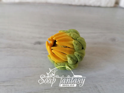 Sunny sunflower silicone mold for soap making