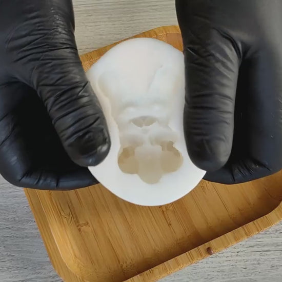 Easter Bunny Chocolate Mold – Rabbit Silicone Mold for Chocolate Figurines, Fondant, Sugar Paste – Bunny on the back