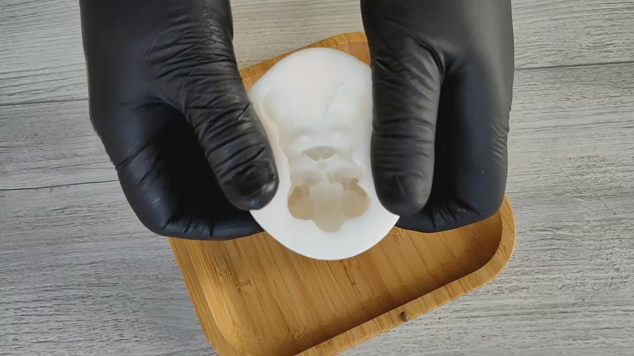 Easter Bunny Chocolate Mold – Rabbit Silicone Mold for Chocolate Figurines, Fondant, Sugar Paste – Bunny on the back