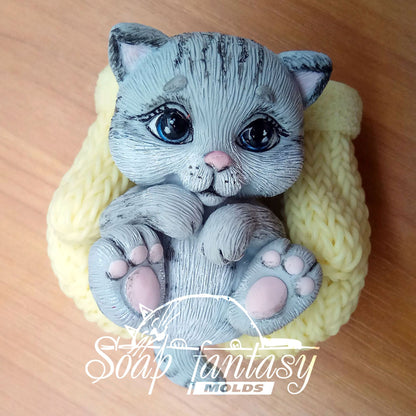 Little baby kitten lying on the back silicone mold for soap making